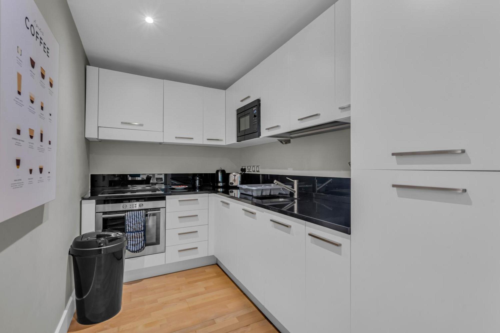 לונדון Mysquare One Bedroom Serviced Apartment Near St Paul'S Blackfriars מראה חיצוני תמונה