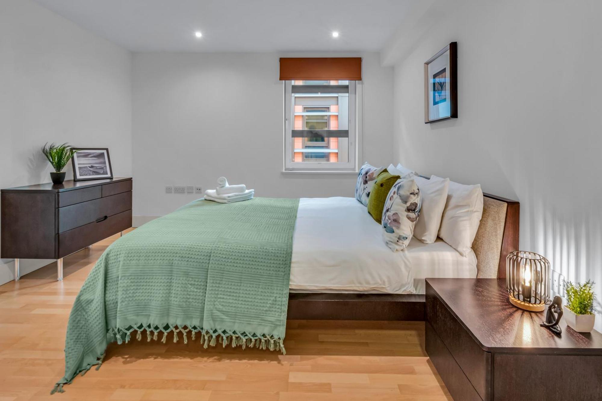 לונדון Mysquare One Bedroom Serviced Apartment Near St Paul'S Blackfriars מראה חיצוני תמונה