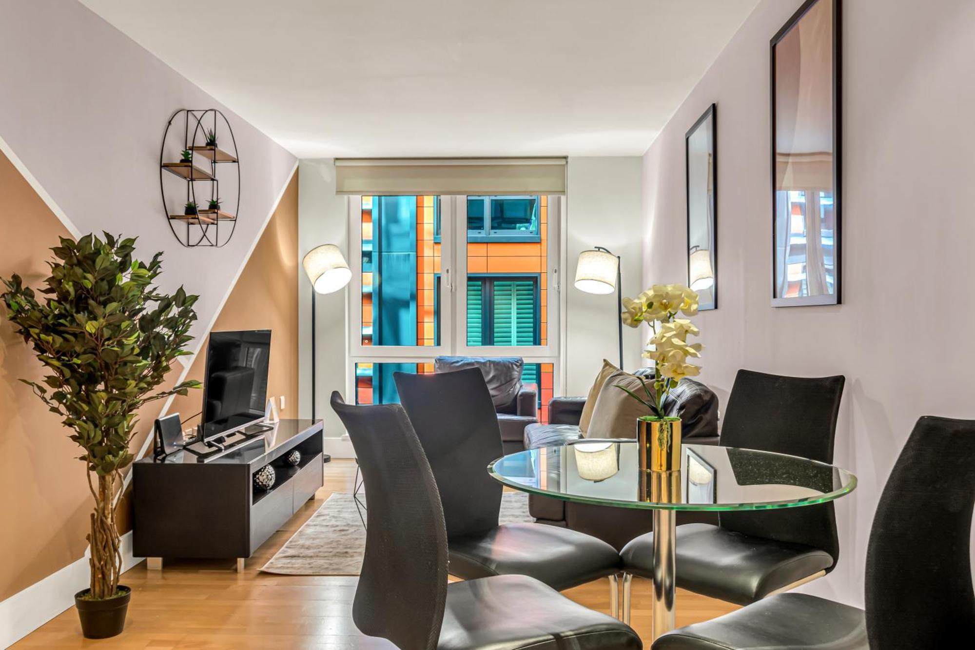 לונדון Mysquare One Bedroom Serviced Apartment Near St Paul'S Blackfriars מראה חיצוני תמונה